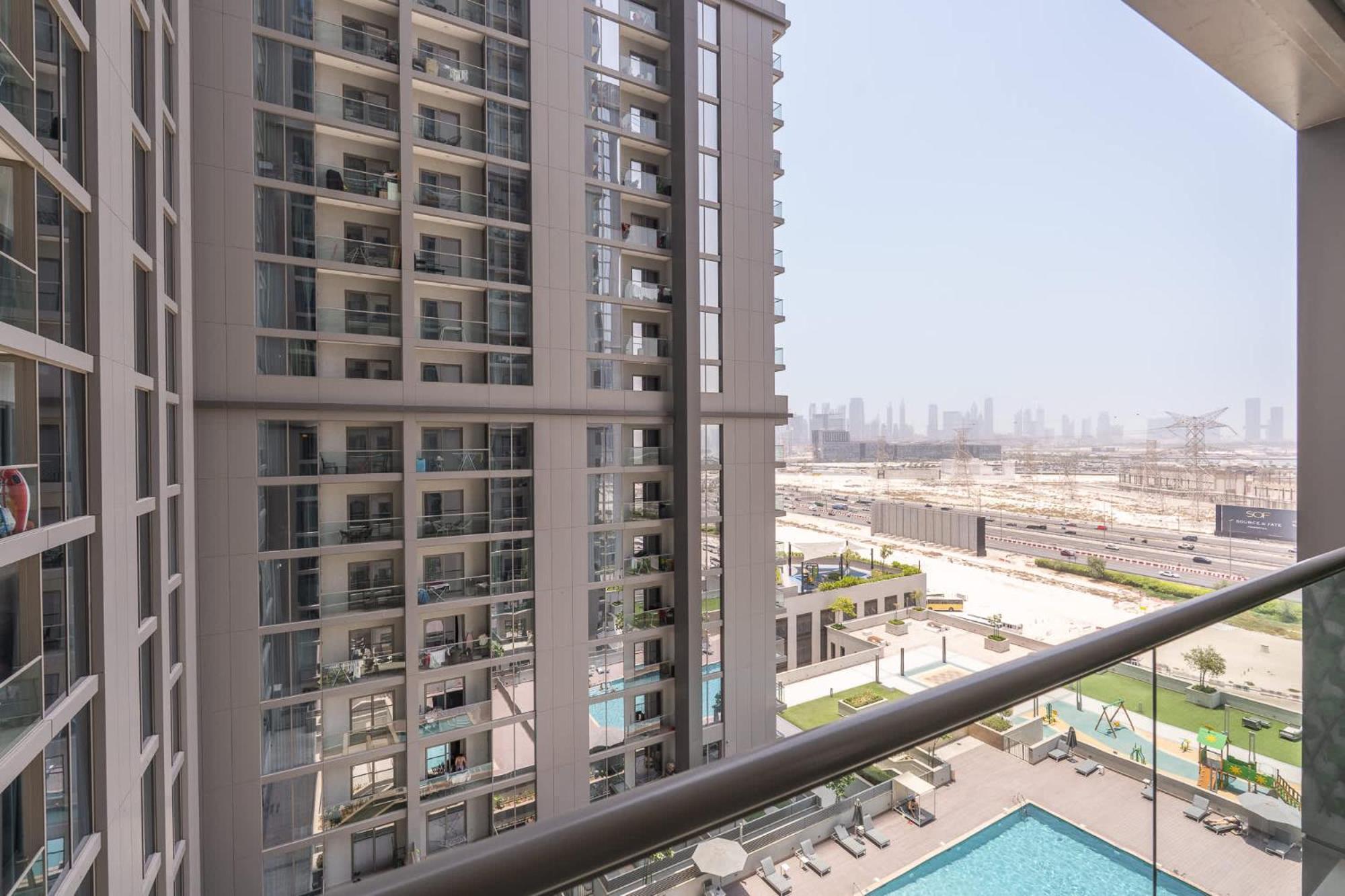 Cosy 1 Bedroom In Mbr City Sleeps 2 With Balcony Dubai